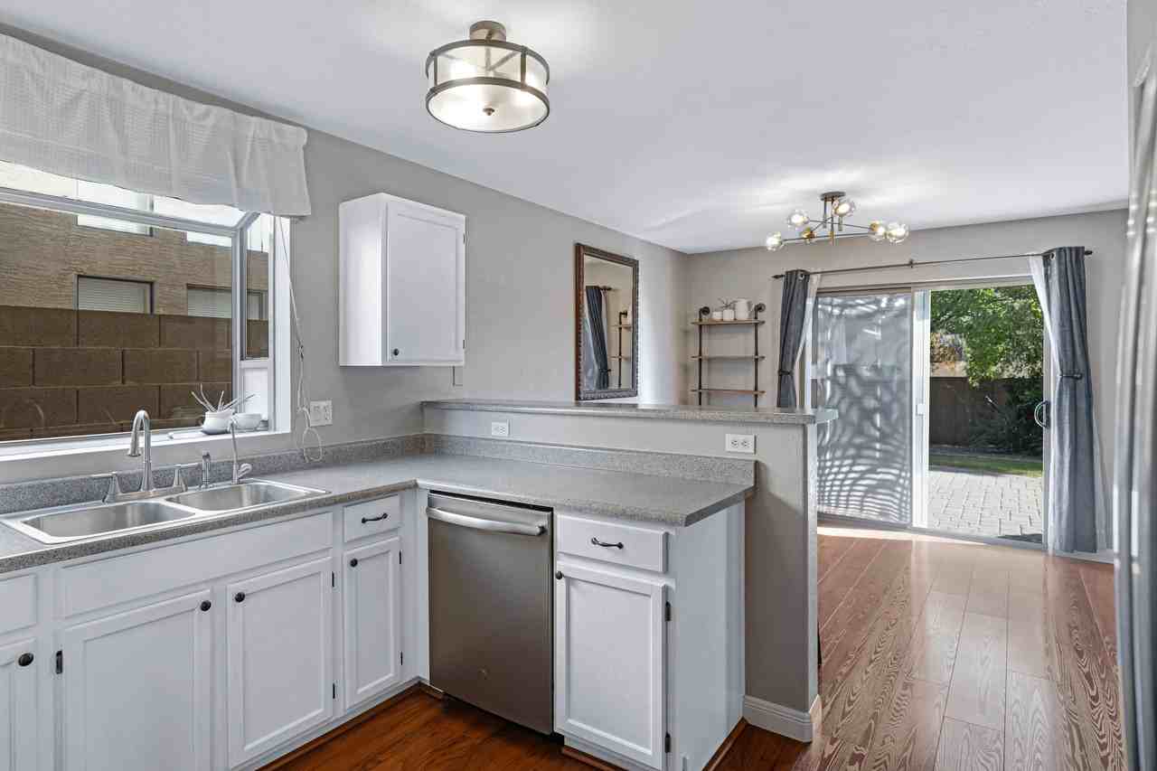 250 W Juniper Ave #NA - Photo 7 of 20