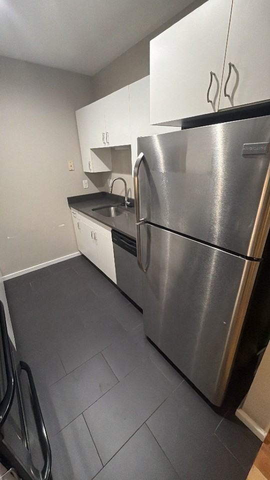 17 Bow St #12 - Photo 2 of 12