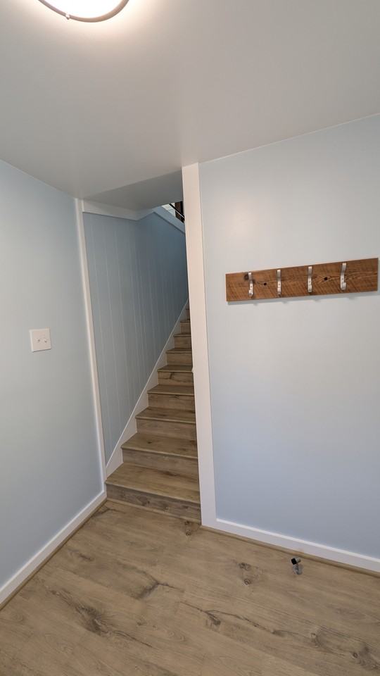 207 Crowe Ave #A - Photo 5 of 24