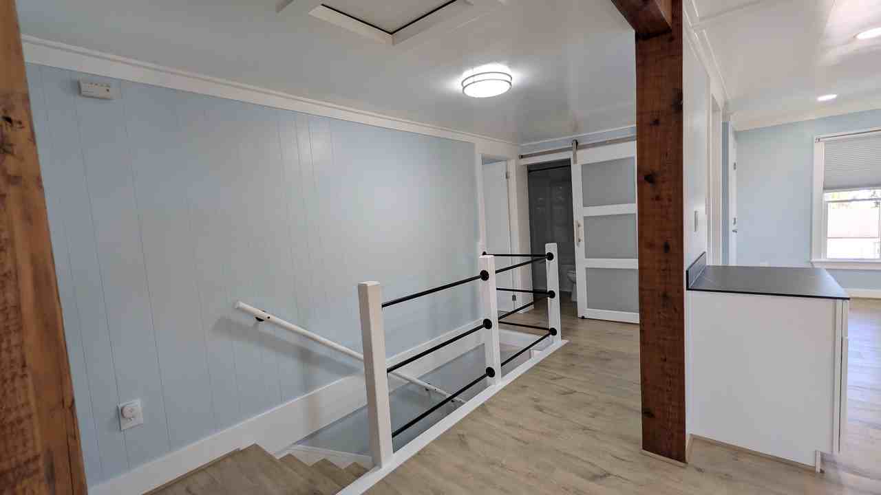 207 Crowe Ave #A - Photo 7 of 24