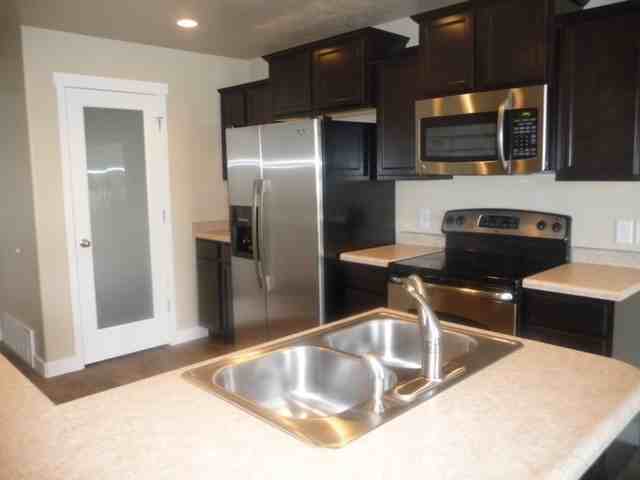 14598 S Edgemere Dr #14598 - Photo 6 of 34