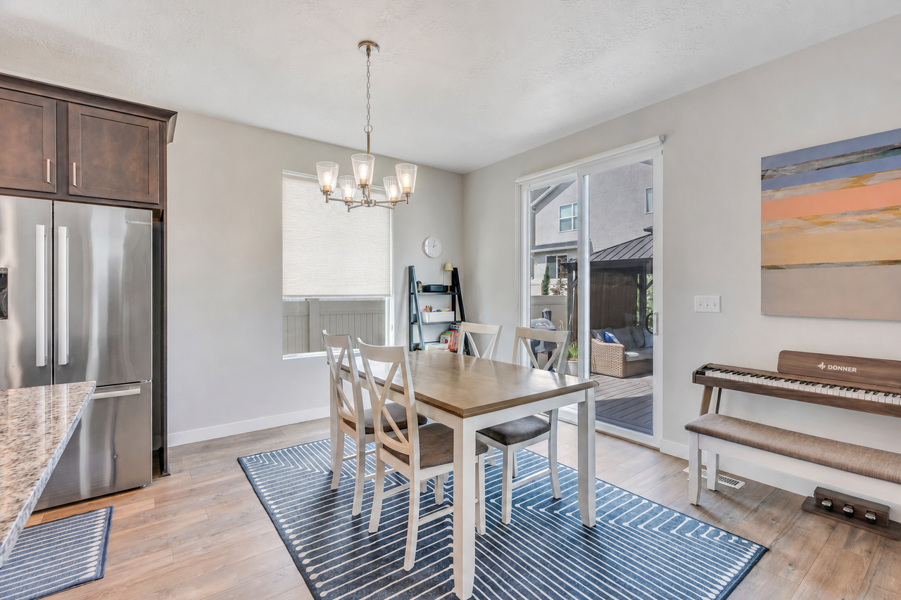 4201 E Tivon Ln #NA - Photo 6 of 32
