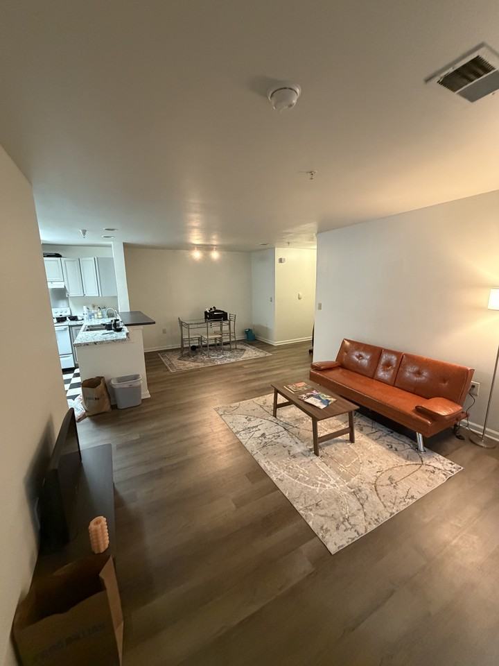 157 Yellowstone Dr #8C - Photo 2 of 18
