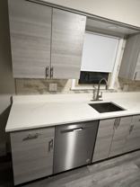 5400 W Dakin St #1 - Photo 1 of 1