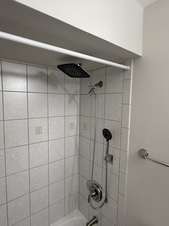 5400 W Dakin St #1 - Photo 4 of 15