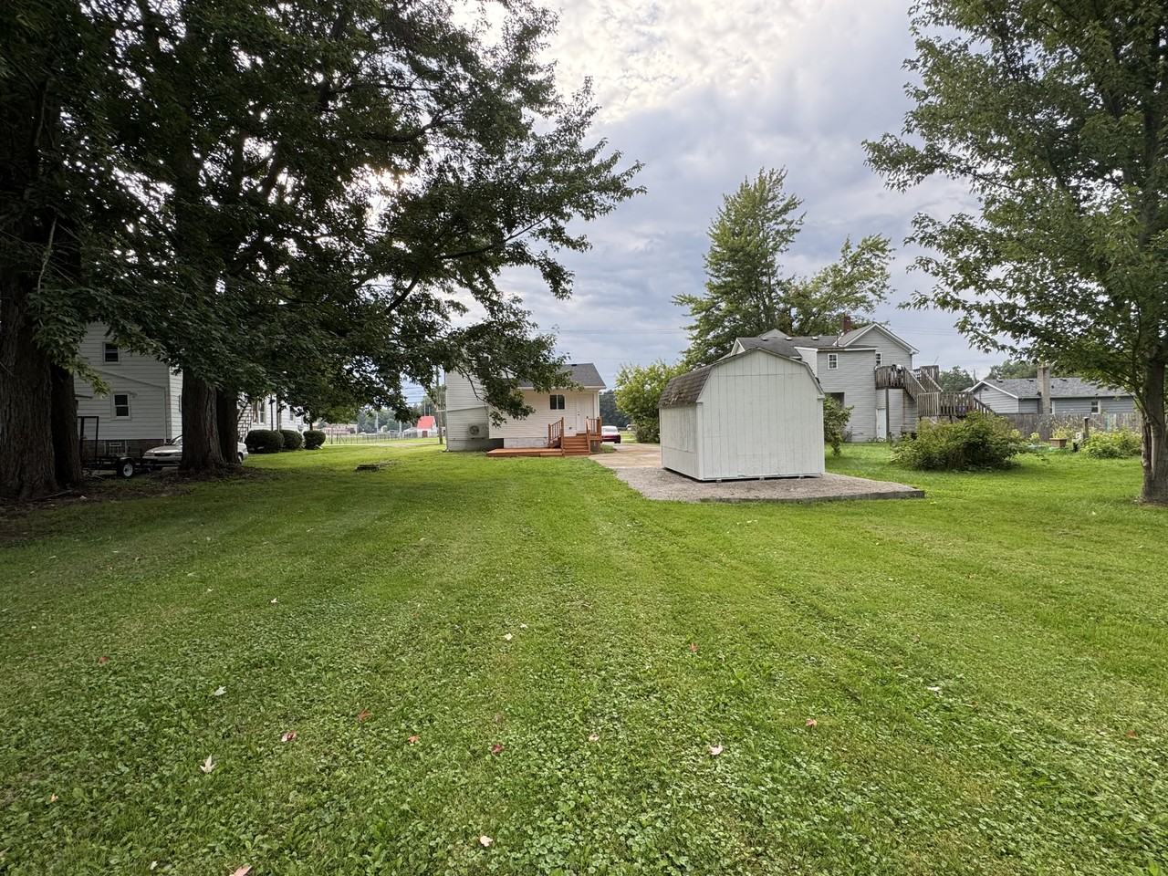 213 N Lake St #NA - Photo 6 of 24