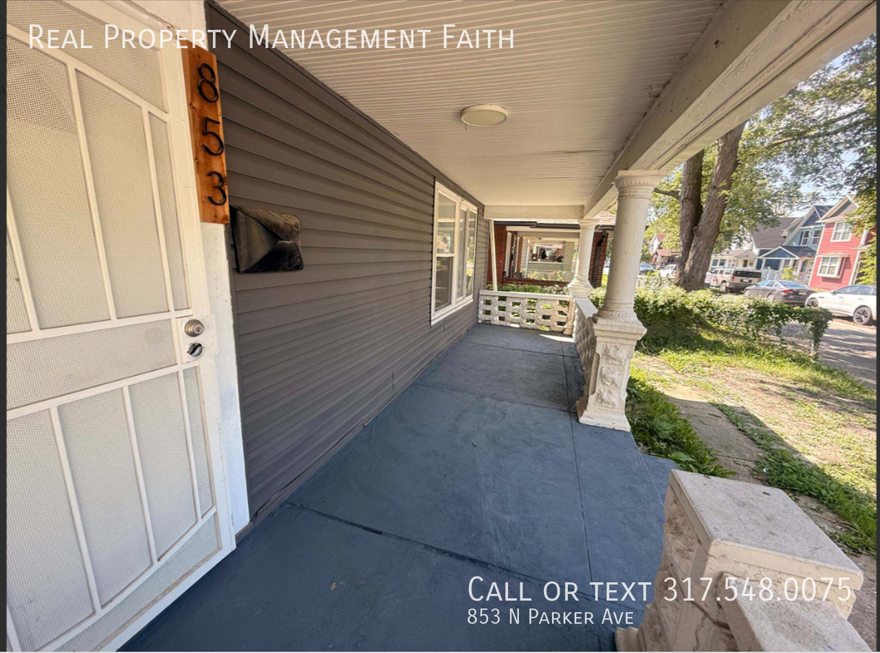853 N Parker Ave - Photo 2 of 33