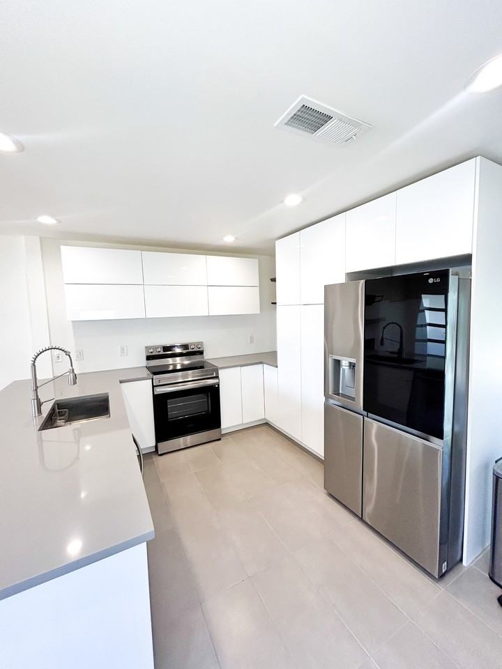 510 N Lewis St #NA - Photo 6 of 25