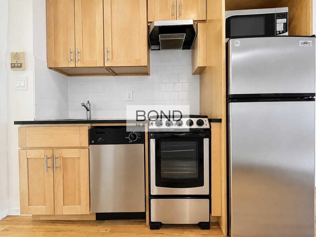 26 King St #V - Photo 2 of 9