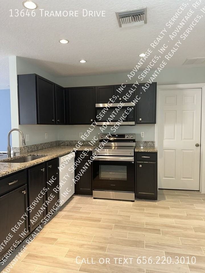 13646 Tramore Dr - Photo 6 of 19