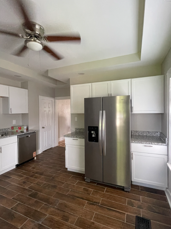 744 S 18th St - Photo 2 of 14