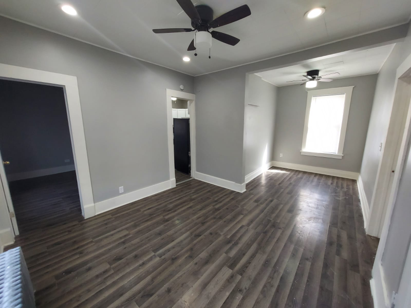 211 Hayes Ave #1 - Photo 7 of 14