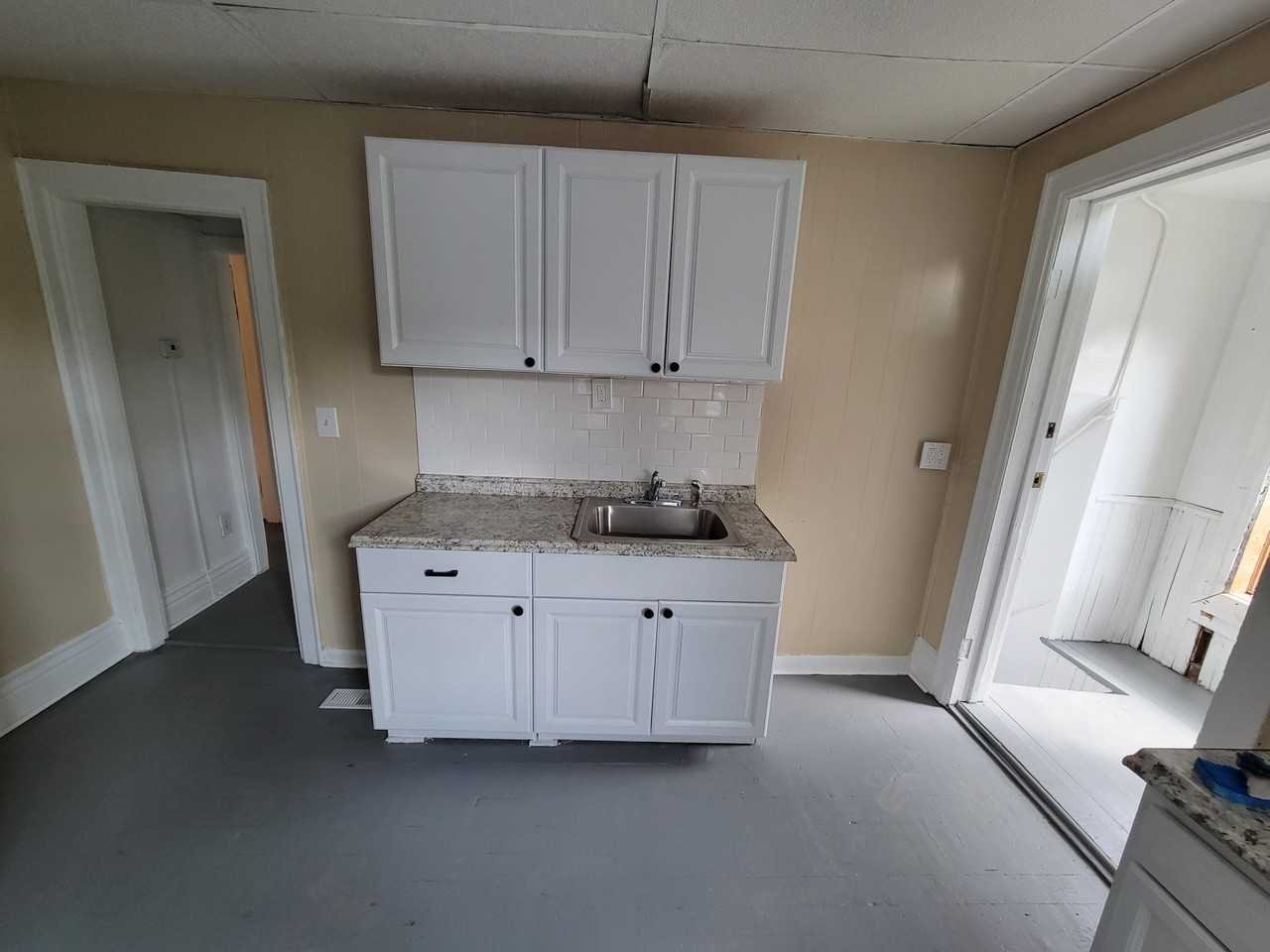 423 Breckenridge St #2 - Photo 2 of 17