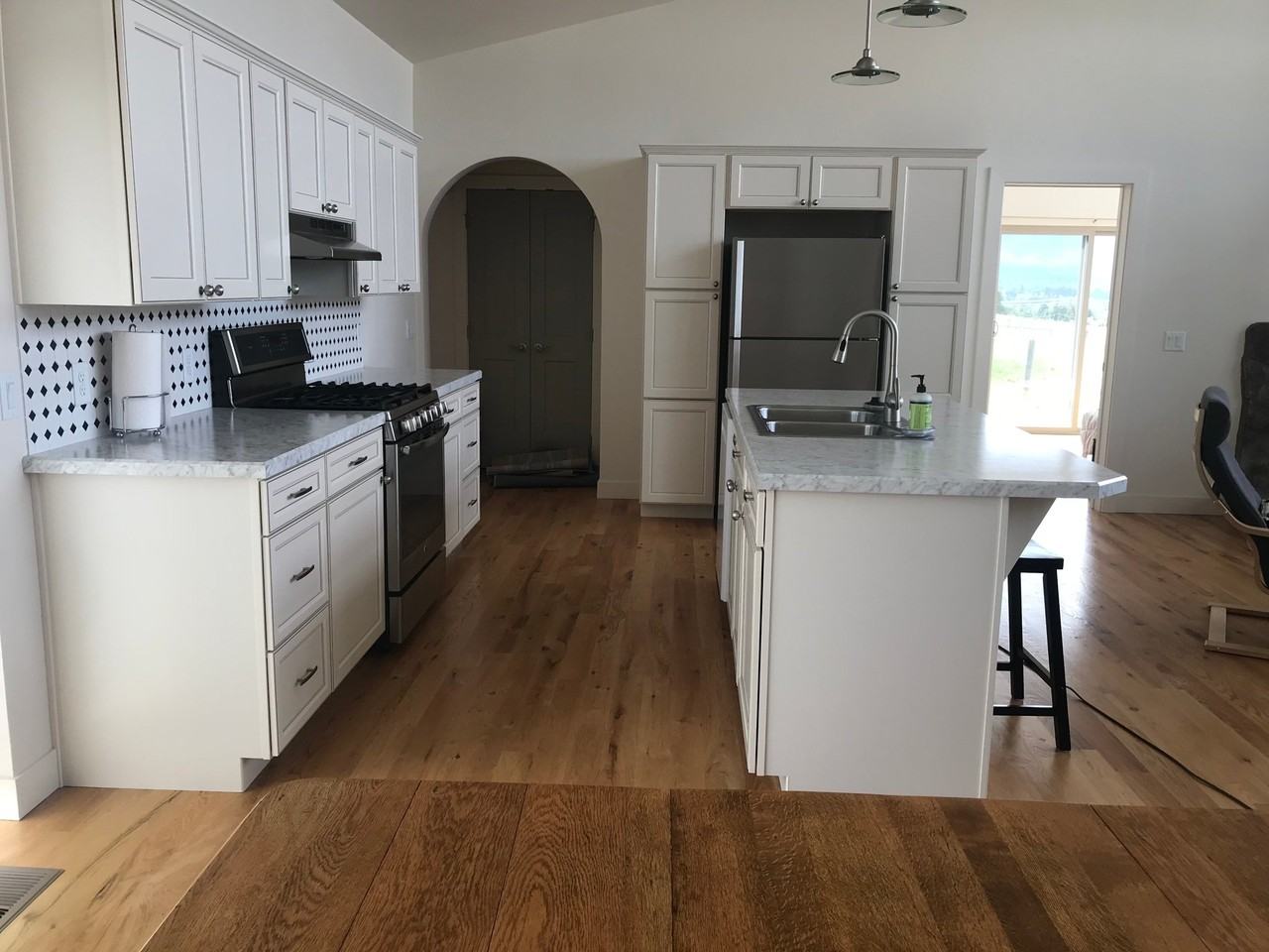 875 Cochise Way - Photo 2 of 16