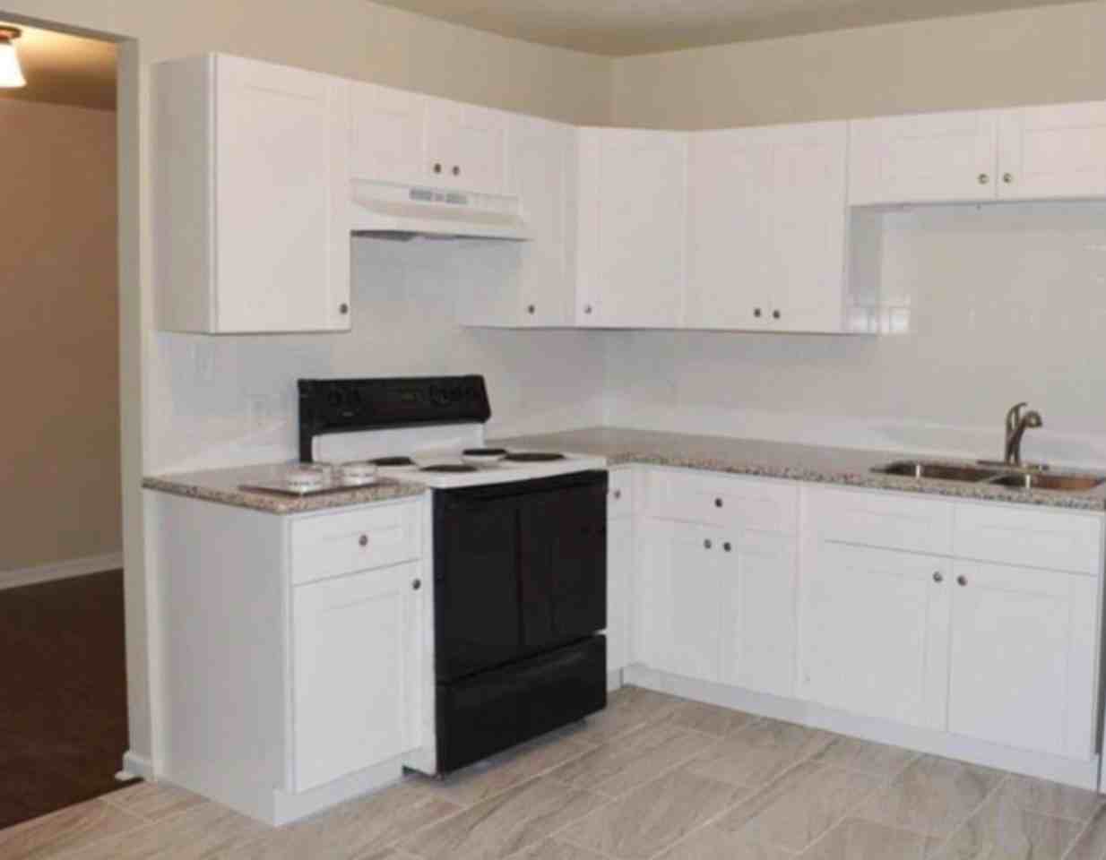 4706 Sayers St #A - Photo 3 of 7