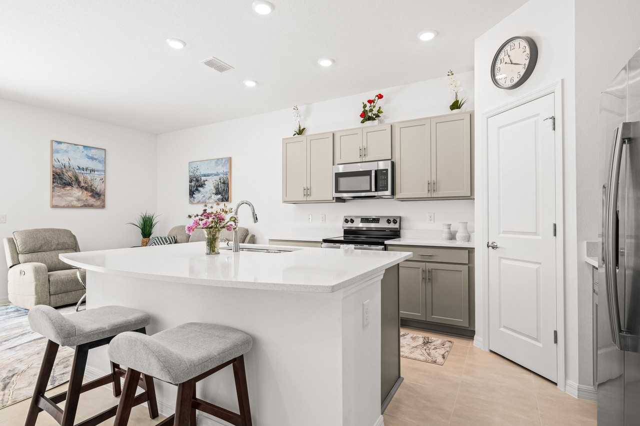 5805 Biscotti St - Photo 7 of 31