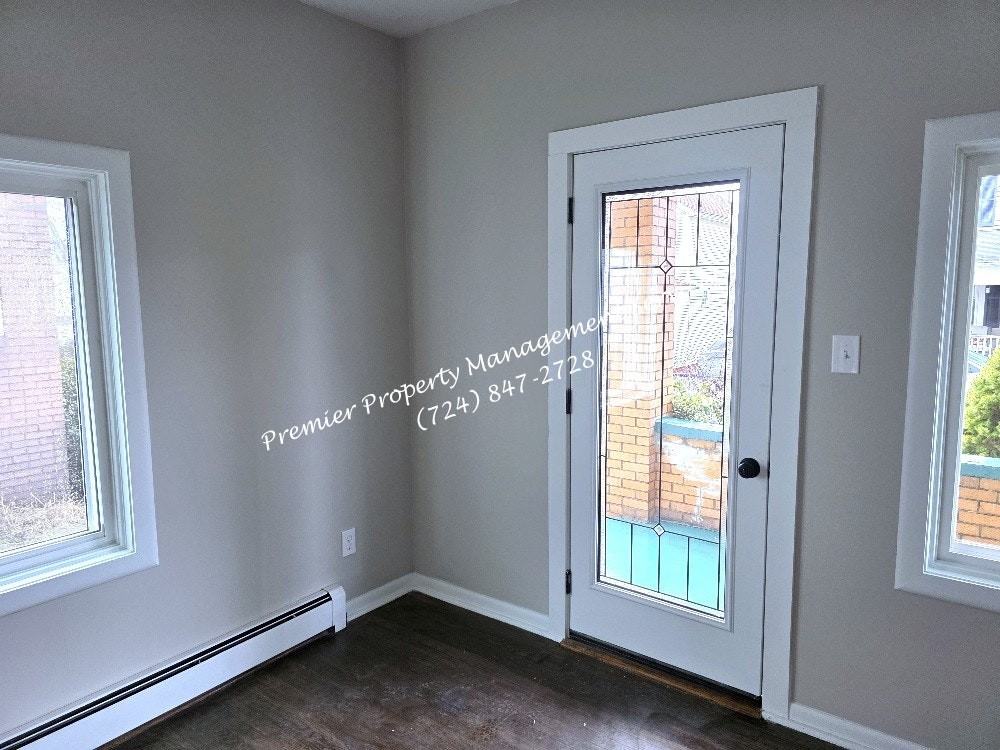 731 Penn Avenue Place - Photo 3 of 25