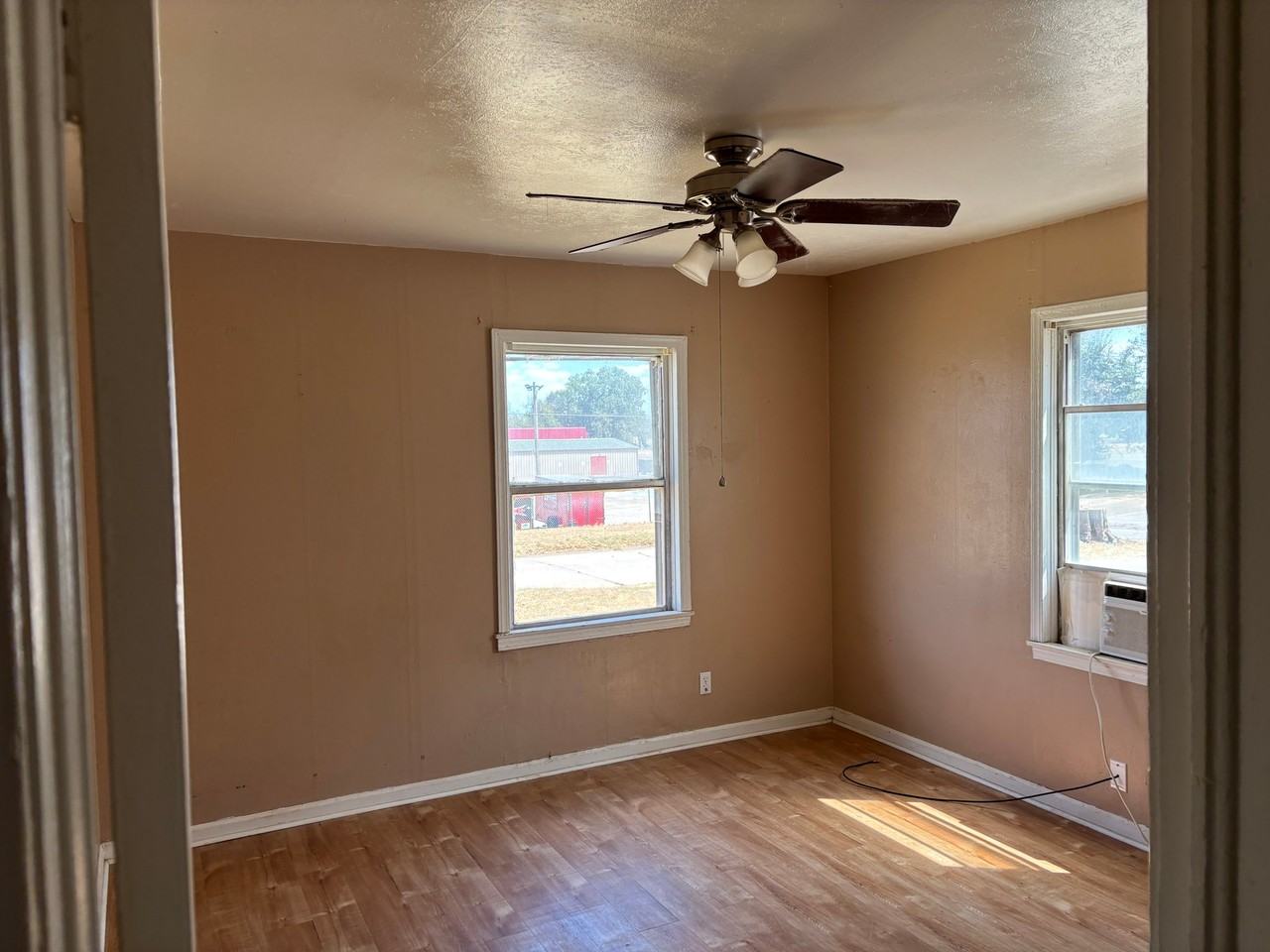 603 N 17th St - Photo 6 of 11