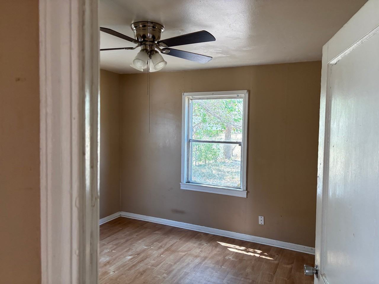 603 N 17th St - Photo 7 of 11