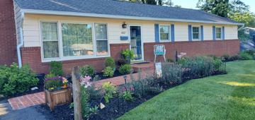 featured image of 4517 Starr Jordan Dr