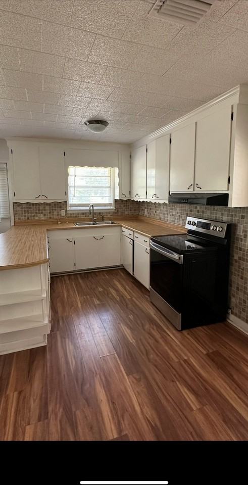 854 River Crest Rd - Photo 2 of 20