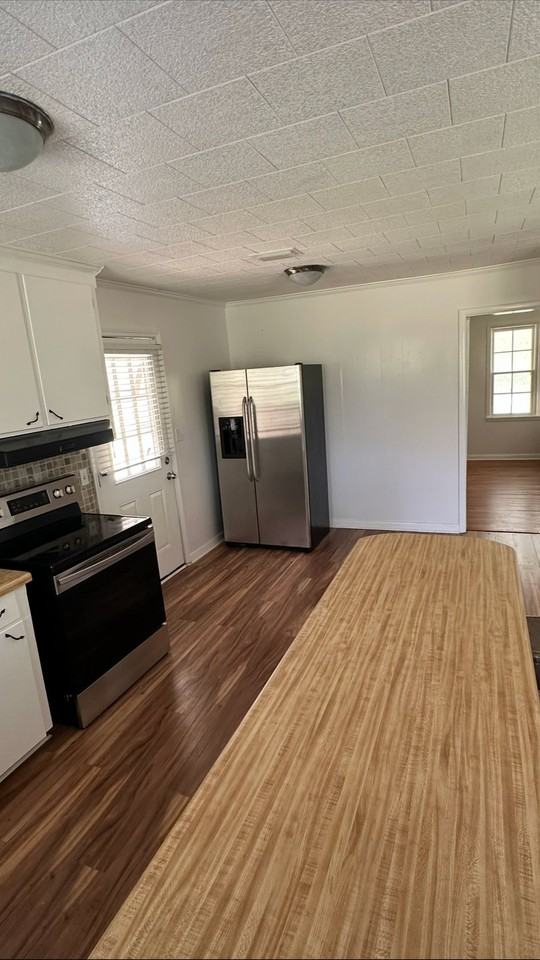 854 River Crest Rd - Photo 3 of 20