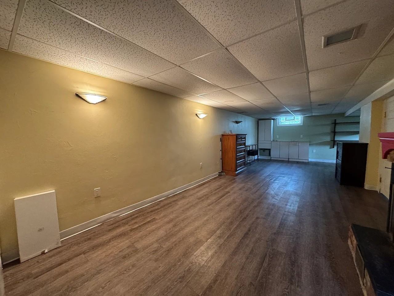 2747 Culbertson Ave - Photo 3 of 10