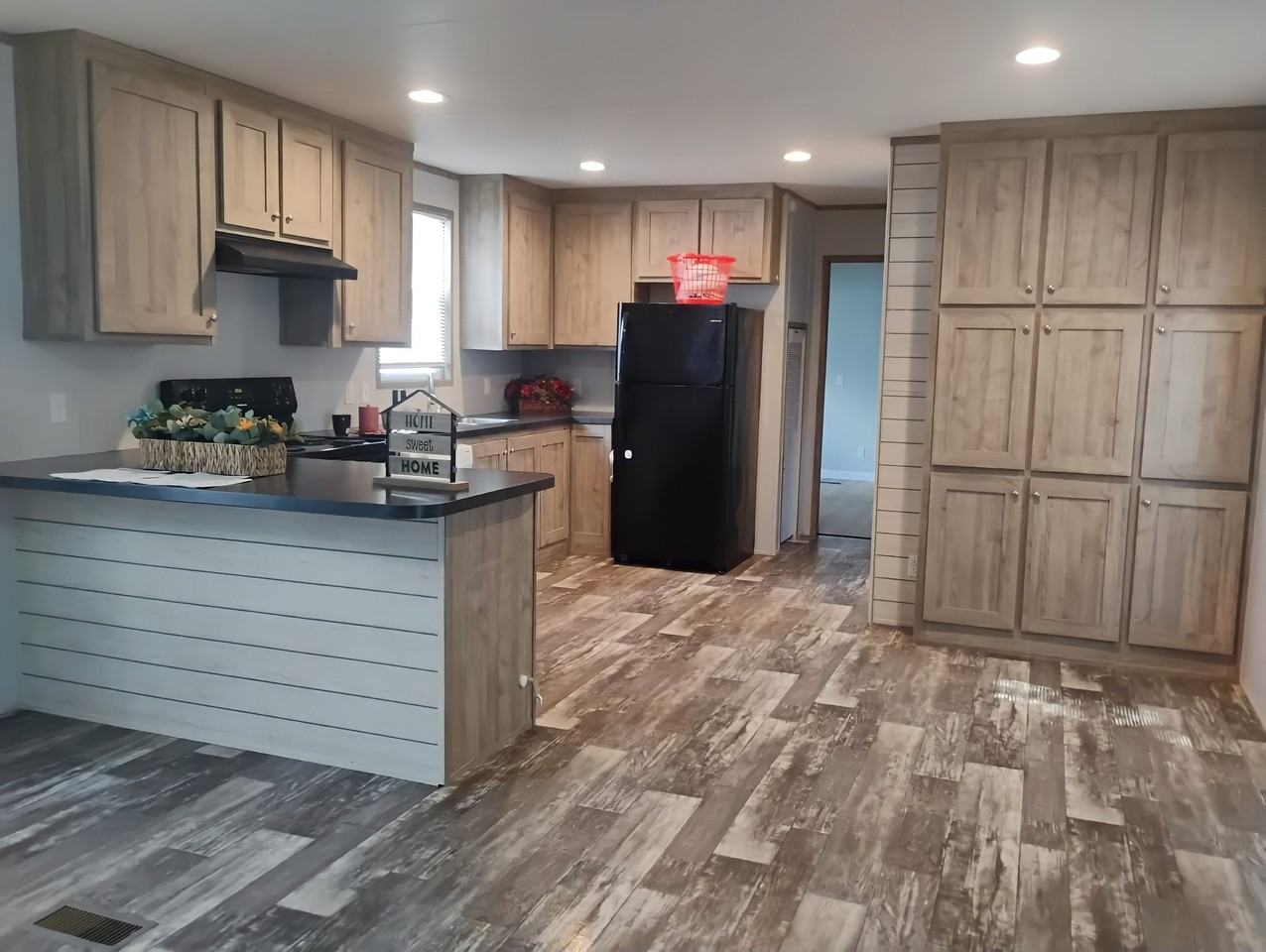 515 N Mulberry St - Photo 3 of 12