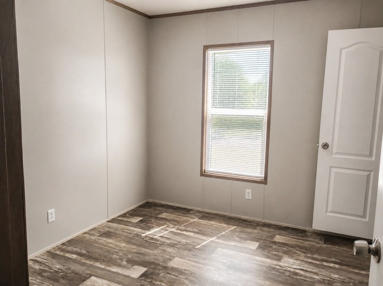 515 N Mulberry St - Photo 6 of 12