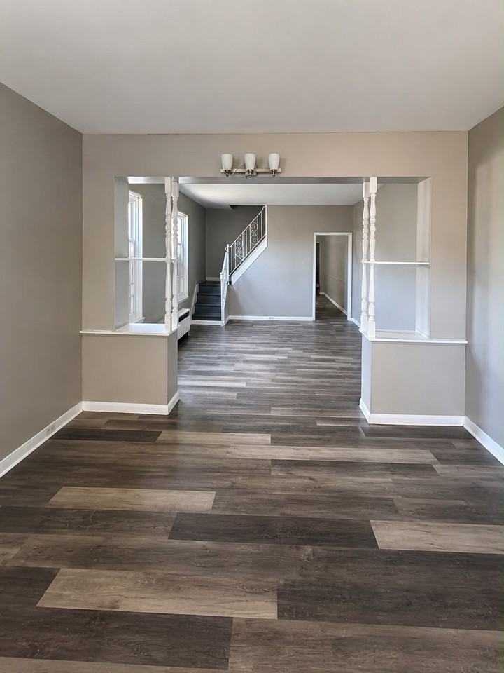 21 Wainwright Ave - Photo 3 of 16