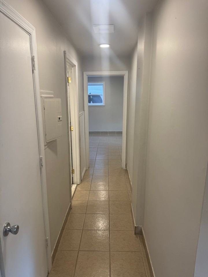 7 Beech St #A1 - Photo 4 of 9
