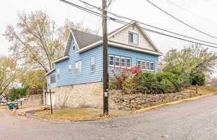 featured image of 511 7th St N