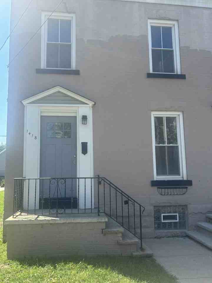 1418 Winchester Avenue - Photo 2 of 18