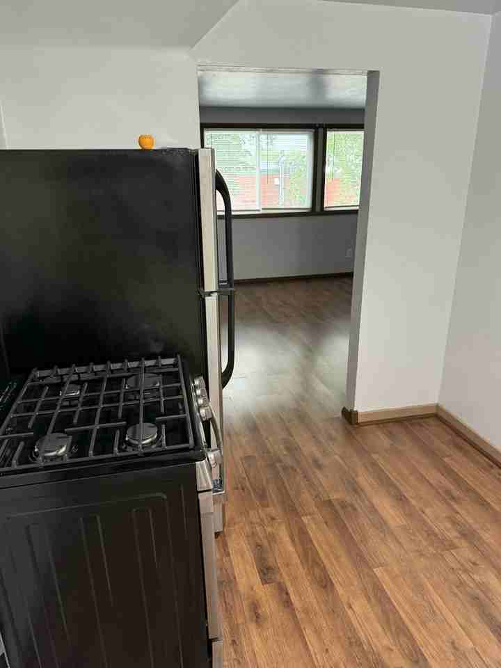 120 N Michigan St, Unit 2 - Photo 6 of 11