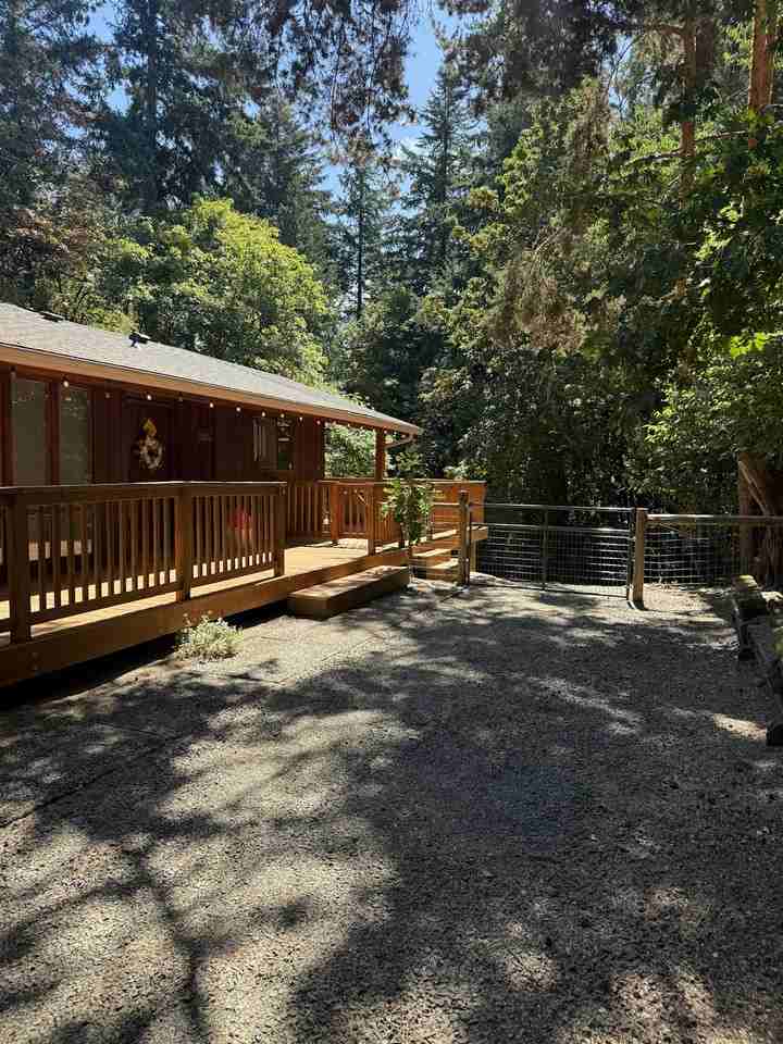 32200 NW Padgett Rd - Photo 3 of 47