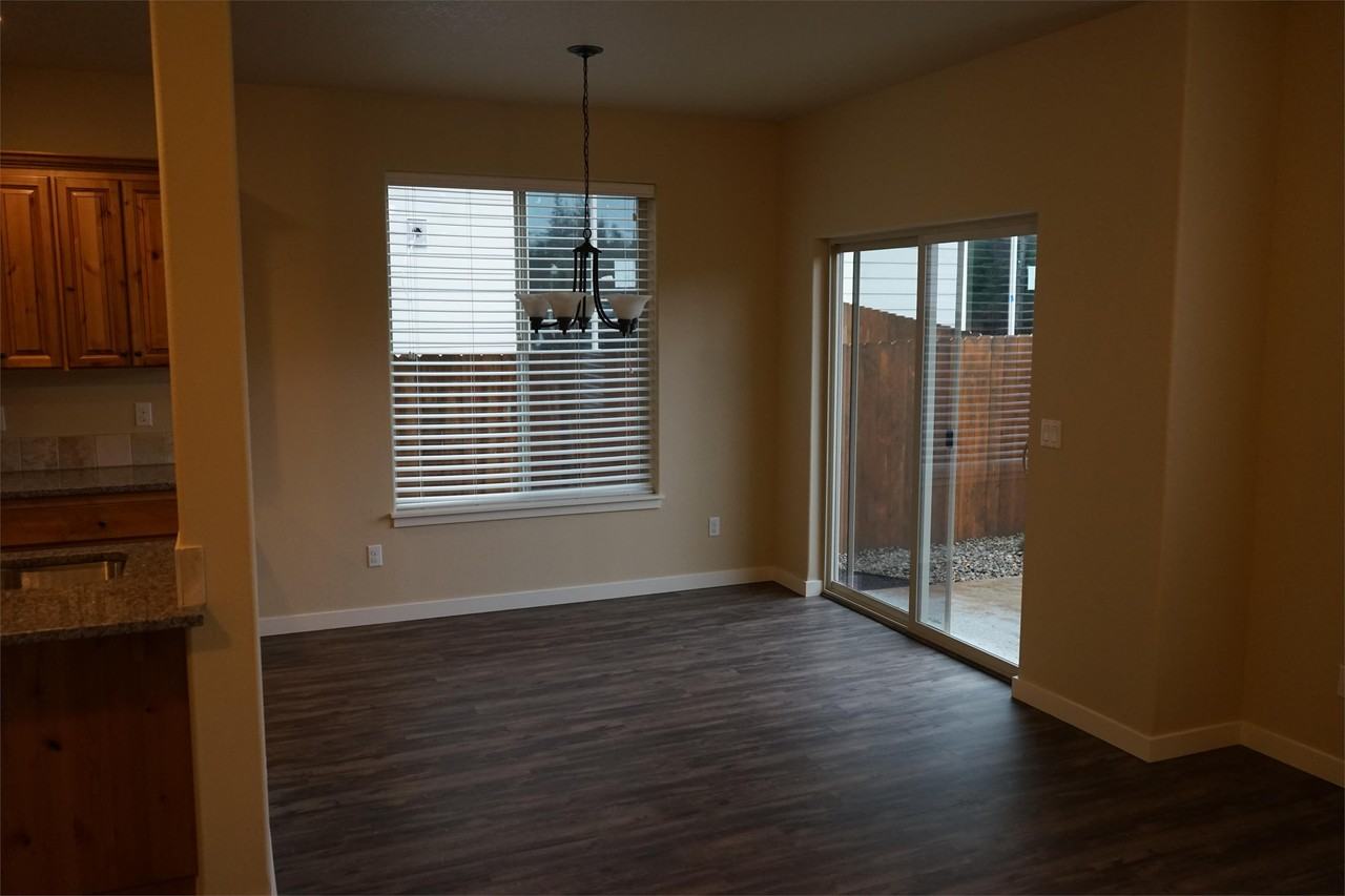 4027 N 1st Way #1 - Photo 4 of 18