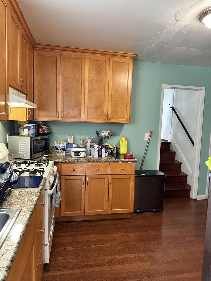 3436 E 18th St #3436 - Photo 2 of 4