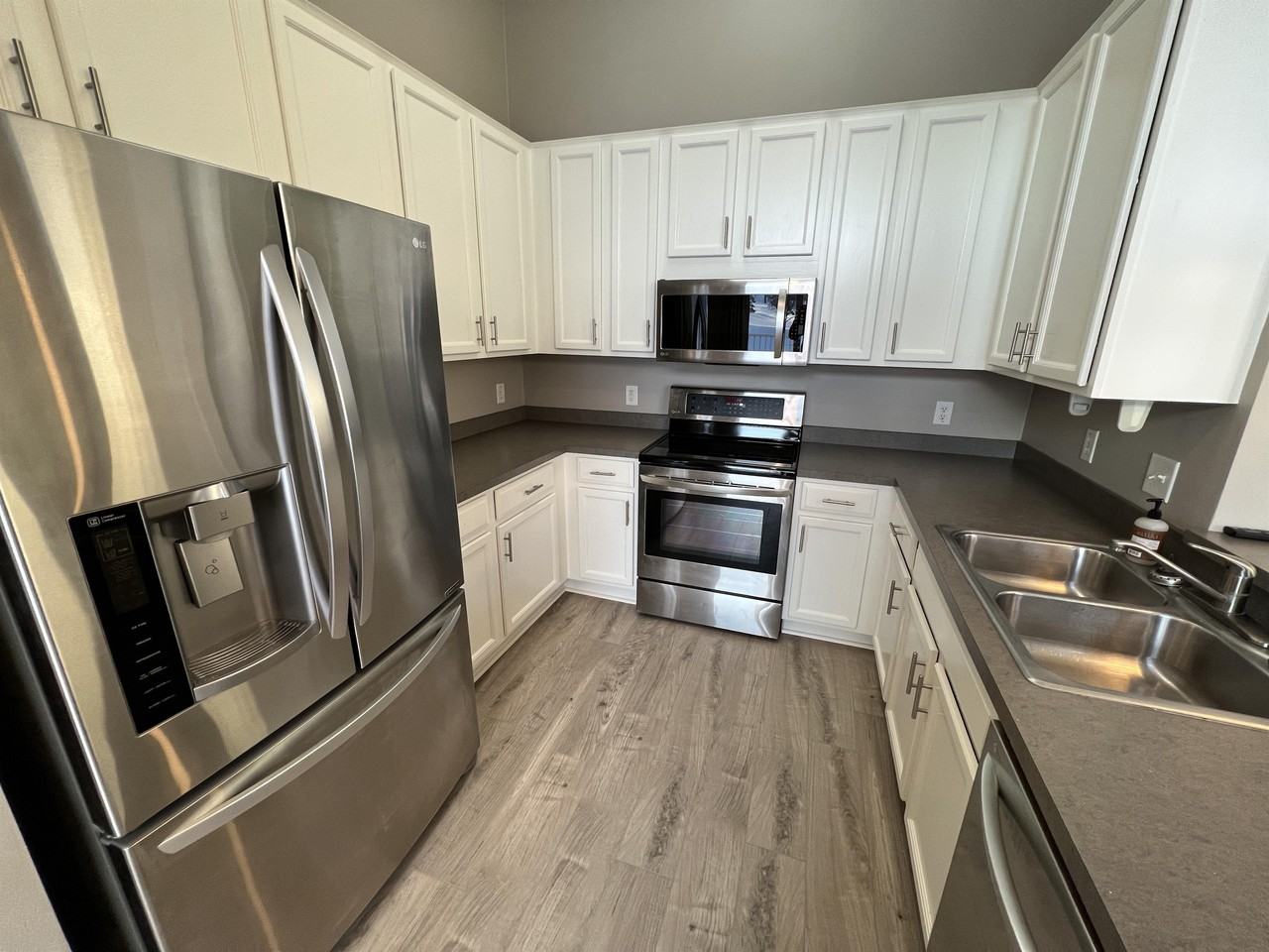 6823 Newbury Rd #WB6 - Photo 5 of 16