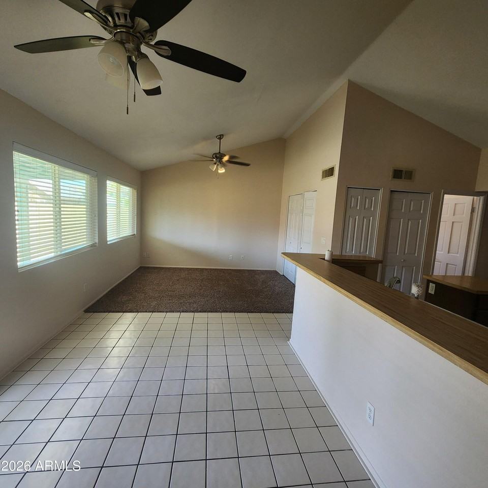 13010 N 55th Ave - Photo 4 of 23