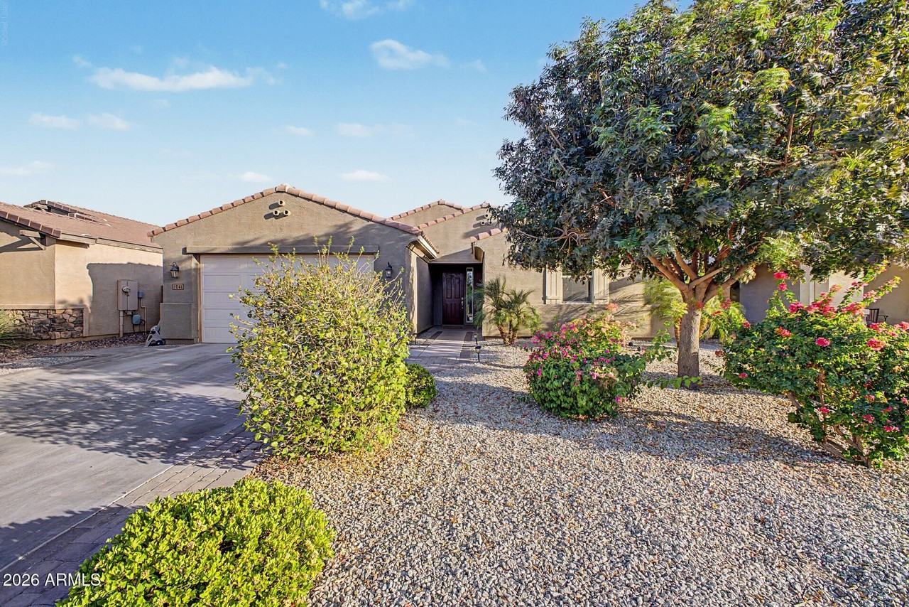 1041 W Glen Canyon Dr - Photo 3 of 46