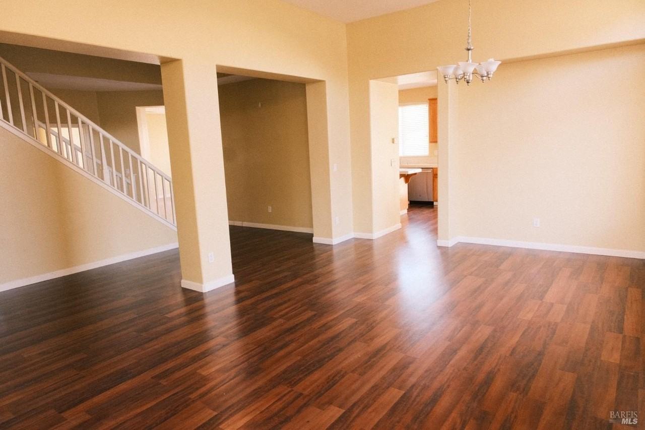3350 Harbor Moon Ct - Photo 5 of 16