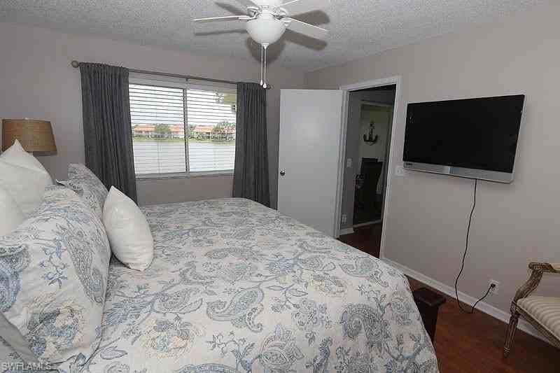 7812 Emerald Cir Apt 201 - Photo 5 of 20