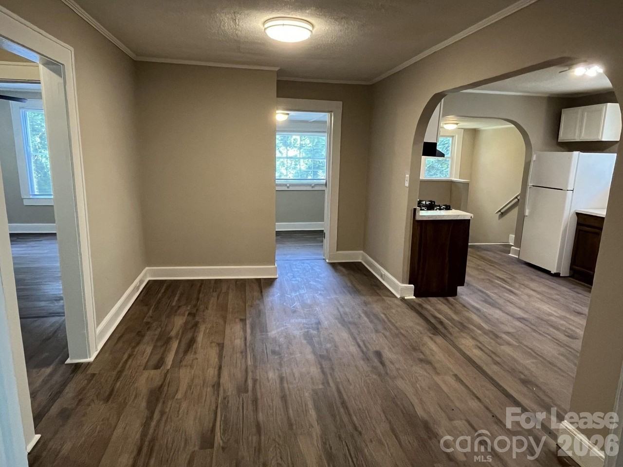 975 Old Charlotte Rd - Photo 5 of 34