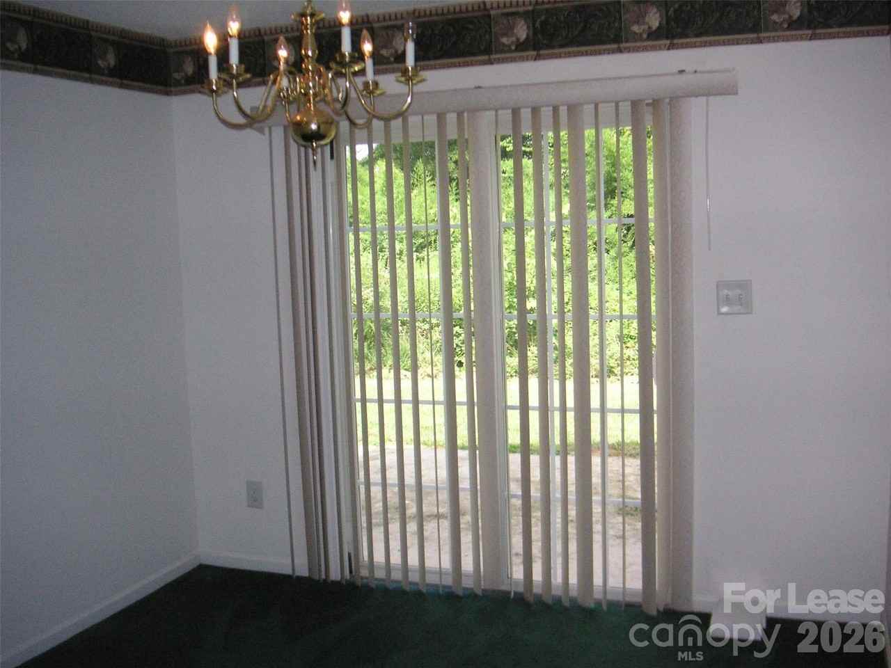 1005 Karendale Ave - Photo 5 of 12
