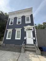 featured image of 446 1st St #2