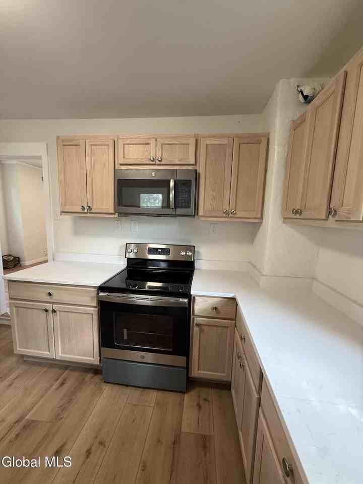 446 1st St #2 - Photo 2 of 25