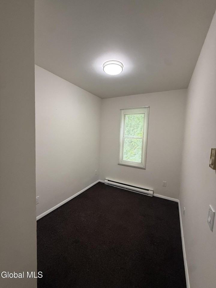 474 3rd St #2 - Photo 7 of 12