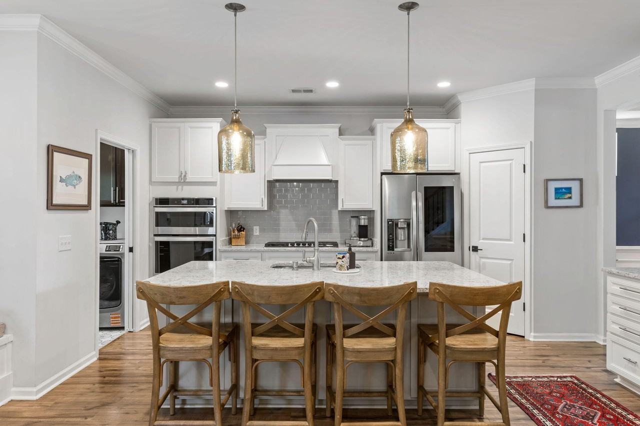 1825 Whisperwood Rd - Photo 7 of 39