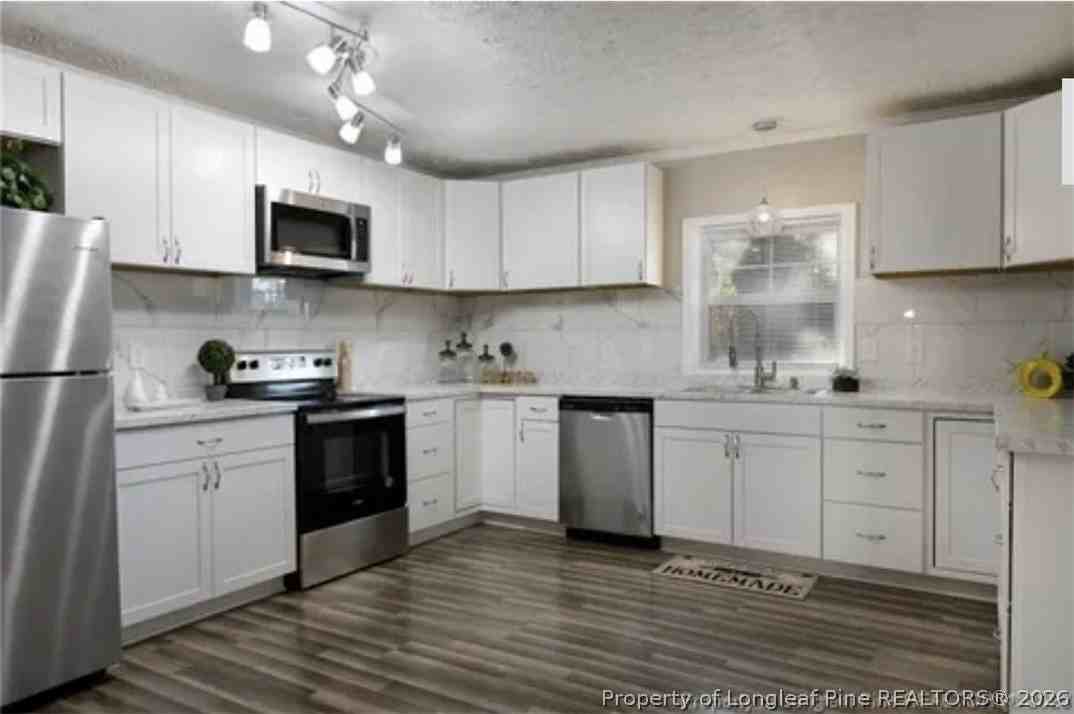 4646 S Main St - Photo 7 of 18