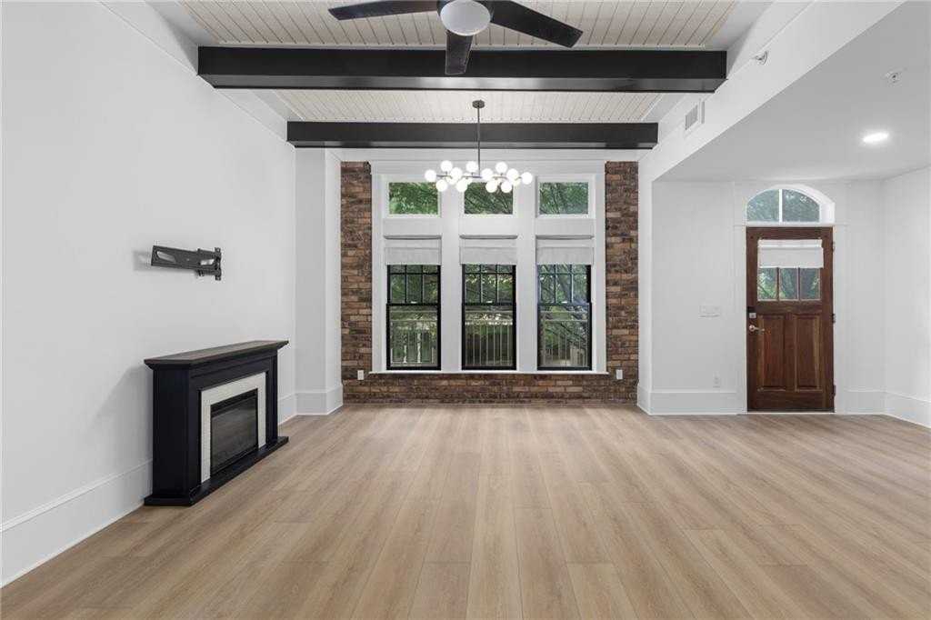 1834 Gordon Mnr Ne - Photo 4 of 36